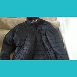 Columbia unisex nylon coat.  Barely worn.